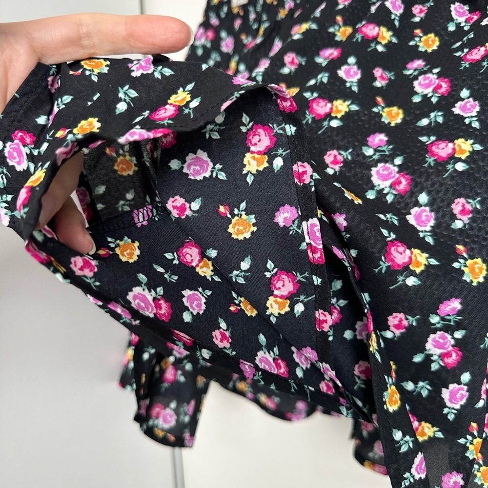 Unique Vintage Black Floral Skater Skort - Picture 5 of 9